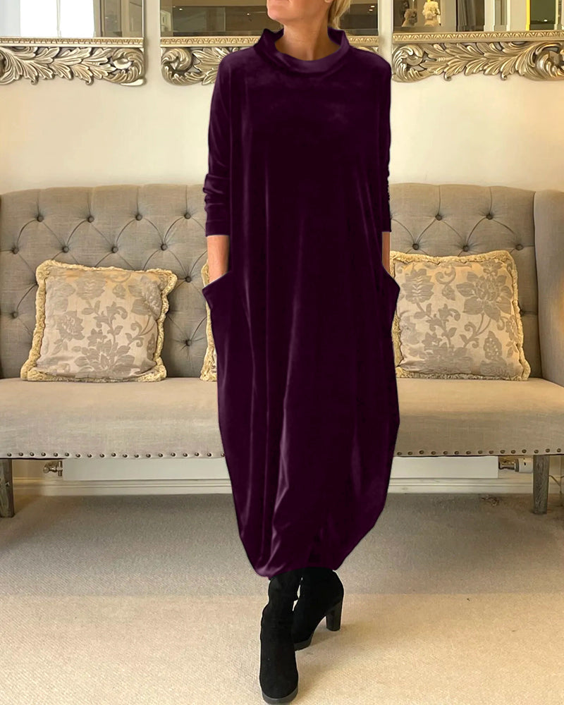 Cozy Velvet Dress Featuring Convenient Pockets
