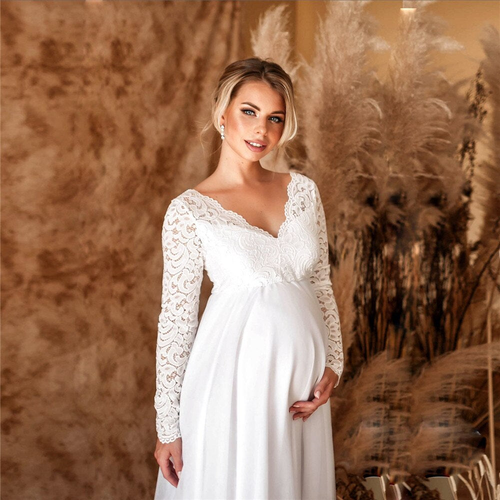 Chic Lace Maxi Dress for Expecting Moms