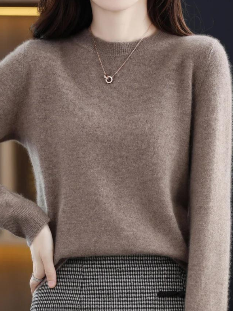 Cozy Long-Sleeve Wool Knit Sweater for Ultimate Warmth