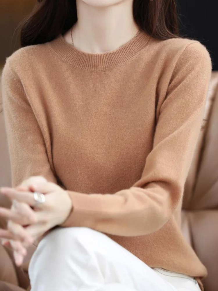 Cozy Long-Sleeve Wool Knit Sweater for Ultimate Warmth