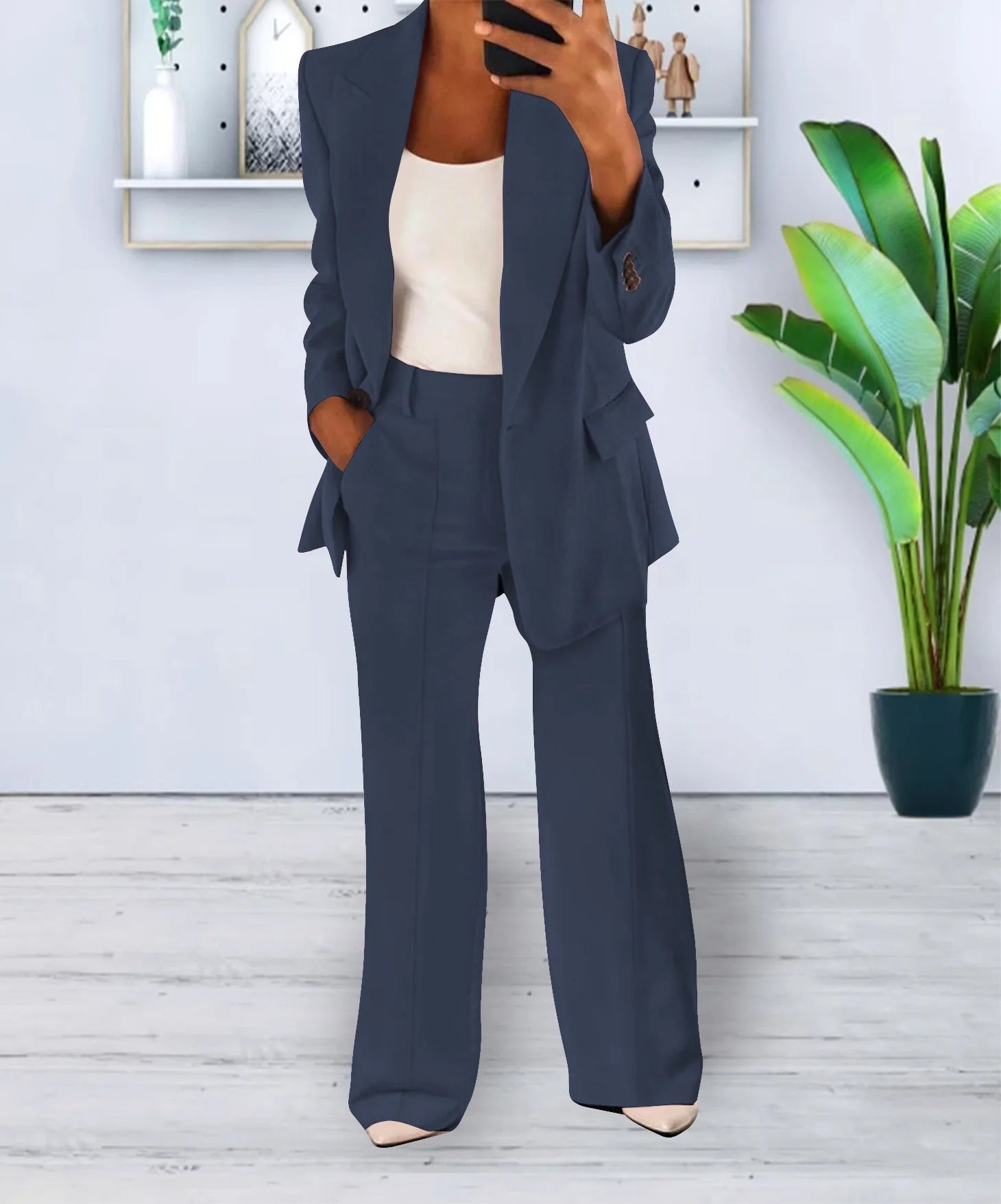 Relaxed Fit Women's Comfort Suit